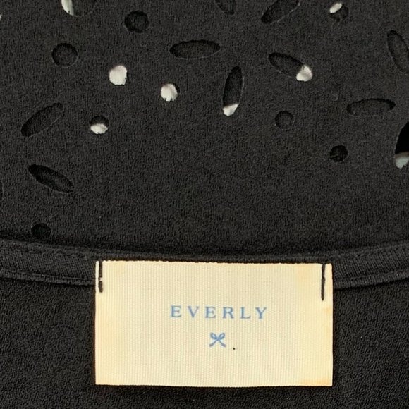 Everly Black Dinner Holiday Dress Laser Cut Eyelette Cutouts 3/4 Sleeve‎ Size M - Picture 10 of 13